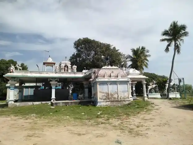 Arulmigu Karuppanasaamy Temple, Namputhalai - 623403 அருள்மிகு கருப்பணசாமி திருக்கோயில், Namputhalai - 623403, Ramanathapuram - Ancient Temple Architecture and History Image 4