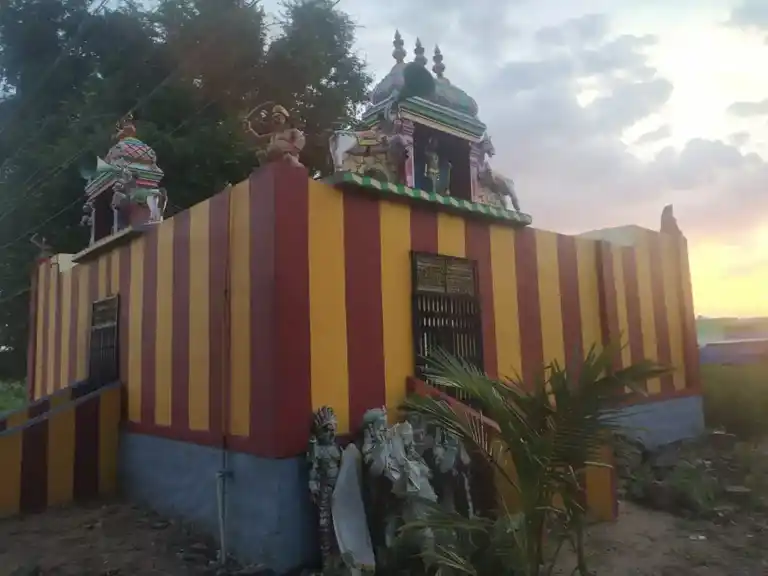 Arulmigu Karuppanasamy Temple, Athikaripatti - 625527 அருள்மிகு கருப்பணசாமி திருக்கோயில், Athikaripatti - 625527, Madurai - Ancient Temple Architecture and History Image 2