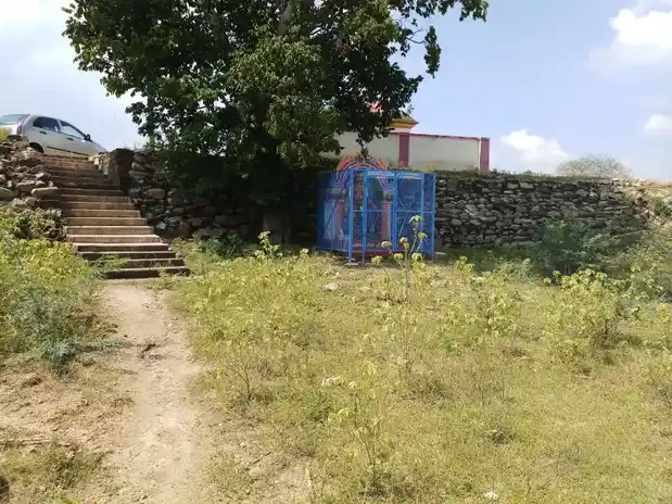 Arulmigu Karuppanasamy Temple, Ayathampatti - 625106