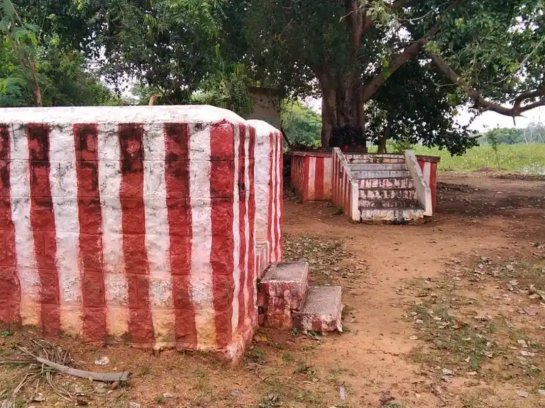 Arulmigu Karuppanasamy Temple, Chinnapatti - 625014 கருப்பணசாமி கோயில், Chinnapatti - 625014, Madurai - Ancient Temple Architecture and History Image 2