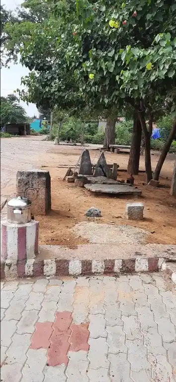 Arulmigu Karuppanasamy Temple, Naickanpatti - 625301 கருப்பணசாமி கோயில், Naickanpatti - 625301, Madurai - Ancient Temple Architecture and History Image 2