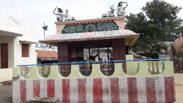 Arulmigu Karuppanasamy Temple, Paraipatty - 625014 அருள்மிகு கருப்பணசாமி திருக்கோயில், Paraipatty - 625014, Madurai - Ancient Temple Architecture and History Image 2