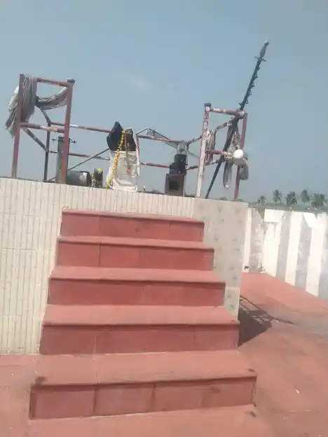 Arulmigu Karuppanasamy Temple, Thambipatti, Thambipatti - 626127 அருள்மிகு கருப்பசாமி திருக்கோயில், தம்பிபட்டி, தம்பிபட்டி கிராமம் - 626127, Virudhunagar - Ancient Temple Architecture and History Image 2