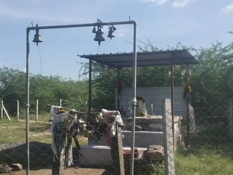 Arulmigu Karuppanasamy Temple, Vannankulam - 625706 அருள்மிகு கருப்பண்ணசாமி திருக்கோயில், Vannankulam - 625706, Madurai - Ancient Temple Architecture and History Image 2