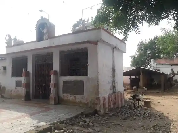 Arulmigu Karuppanasasy Temple, Ponnamangalam - 625706