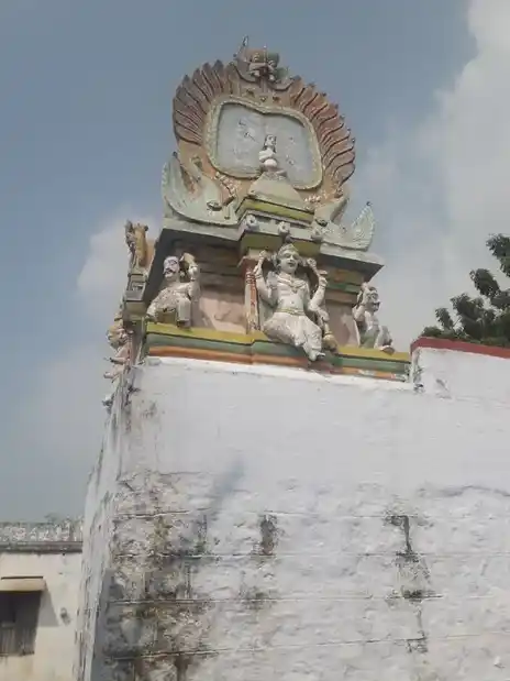 Arulmigu Karuppanasasy Temple, Ponnamangalam - 625706 அருள்மிகு கருப்பணசாமி திருக்கோயில், Ponnamangalam - 625706, Madurai - Ancient Temple Architecture and History Image 2