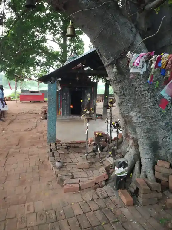 Arulmigu Karuppanaswamy Temple, Evoor - 621202 அருள்மிகு கருப்பண்ணசாமி திருக்கோயில், Evoor - 621202, Thiruchirappalli - Ancient Temple Architecture and History Image 4