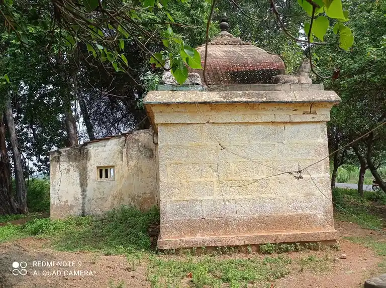 Arulmigu Karuppanaswamy Temple, Thazhuthazhai - 621103 அருள்மிகு கருப்பண்ணசுவாமி திருக்கோயில், Thazhuthazhai - 621103, Perambalur - Ancient Temple Architecture and History Image 2