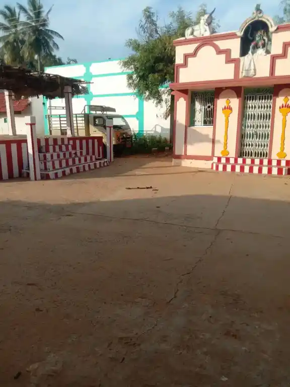 Arulmigu Karuppanna Swamy Temple, A.Vellalapatti - 625301 அருள்மிகு கருப்பண்ணசுவாமி திருக்கோயில், A.Vellalapatti - 625301, Madurai - Ancient Temple Architecture and History Image 2