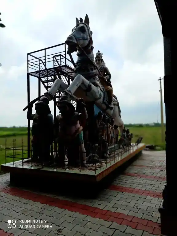 Arulmigu Karuppannasamy Temple, Chinnulakani - 625706 அருள்மிகு கருப்பண்ணசாமி திருக்கோயில், சின்னுலகனி - 625706, Madurai - Ancient Temple Architecture and History Image 4