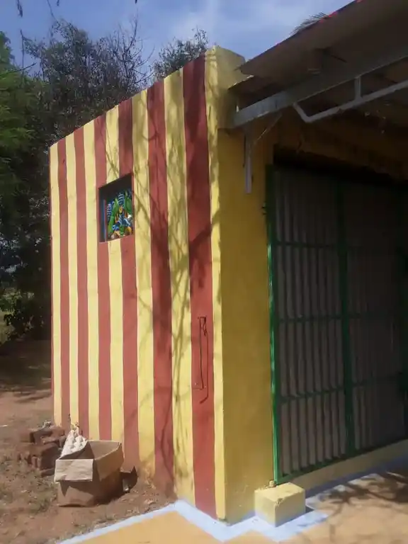 Arulmigu Karuppannasamy Temple, Kempanayakkanpalyam - 638503 அருள்மிகு கருப்பணசுவாமி திருக்கோயில், Kempanayakkanpalyam - 638503, Erode - Ancient Temple Architecture and History Image 3