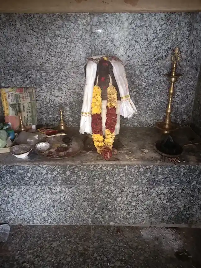 Arulmigu Karuppannasamy Temple, Nathampadi - 614205 அருள்மிகு கருப்பண்ணசாமி திருக்கோயில், Nathampadi - 614205, Thanjavur - Ancient Temple Architecture and History Image 3