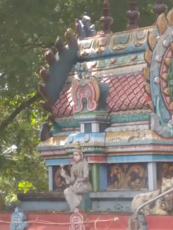 Arulmigu Karuppannasamy Temple, Seerathope - 620101 Arulmigu Karuppannasamy Temple, Seerathope - 620101, Thiruchirappalli - Ancient Temple Architecture and History Image 2