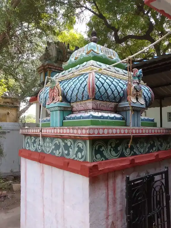 Arulmigu Karuppannasamy Temple, Seerathope - 620101 Arulmigu Karuppannasamy Temple, Seerathope - 620101, Thiruchirappalli - Ancient Temple Architecture and History Image 4