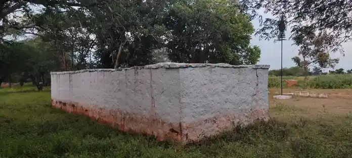 Arulmigu Karuppannaswamy Temple, Kalladai - 621313 அருள்மிகு கருப்பண்ணசாமி திருக்கோயில்,  - 621313, Karur - Ancient Temple Architecture and History Image 3