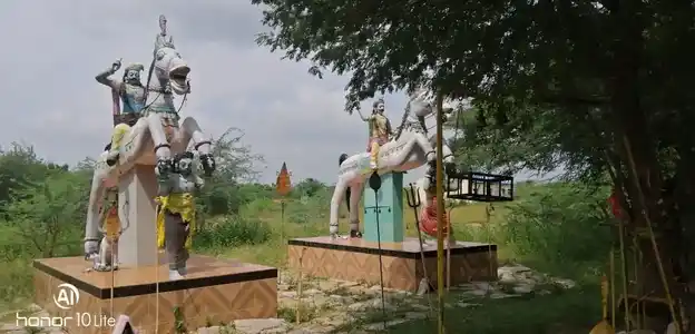 Arulmigu Karuppannaswamy Temple, Kuricchipatti - 622102 அருள்மிகு கருப்பண்ணசுவாமி திருக்கோயில், Kuricchipatti - 622102, Pudukkottai - Ancient Temple Architecture and History Image 2