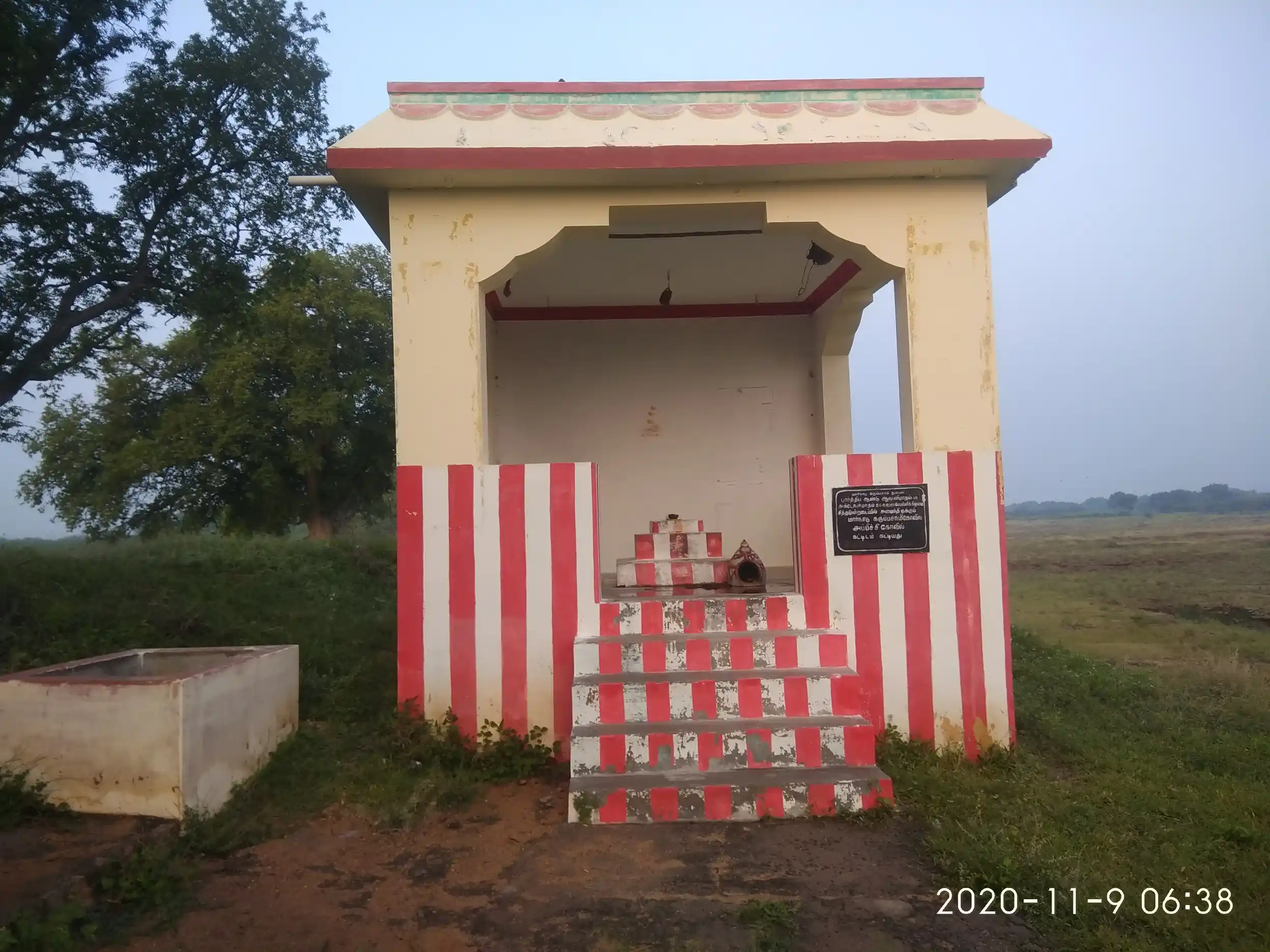 Arulmigu Karuppannaswamy Temple, Sithumoondradaippu - 626106 அருள்மிகு கருப்பணசாமி திருக்கோயில், Sithumoondradaippu - 626106, Virudhunagar - Ancient Temple Architecture and History Image 2