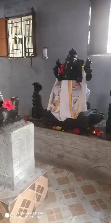 Arulmigu Karuppannaswamy Temple, Vairapalayam - 638003 அருள்மிகு கருப்பண்ணசாமி திருக்கோயில், Vairapalayam - 638003, Erode - Ancient Temple Architecture and History Image 2