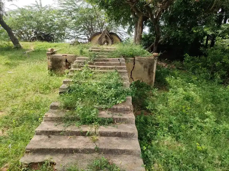 Arulmigu Karuppar Temple, Kummankaadu - 614616 அருள்மிகு கருப்பர் திருக்கோயில், Kummankaadu - 614616, Pudukkottai - Ancient Temple Architecture and History Image 4