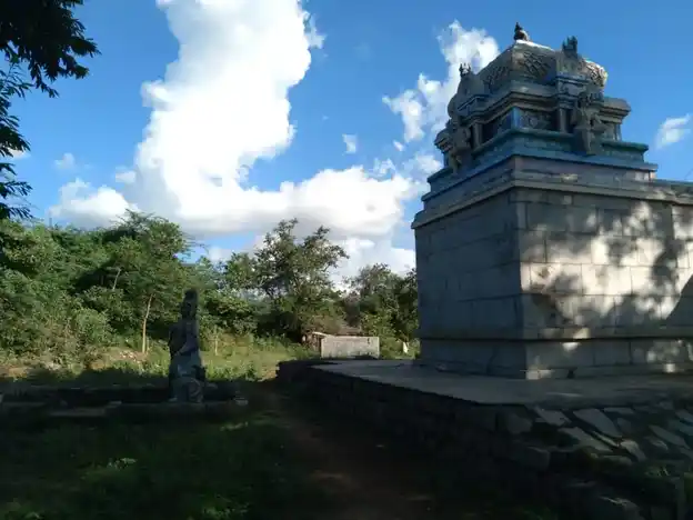 Arulmigu Karuppar Temple, Mattangal - 613301 அருள்மிகு கருப்பர் திருக்கோயில், மட்டங்கால் - 613301, Pudukkottai - Ancient Temple Architecture and History Image 2