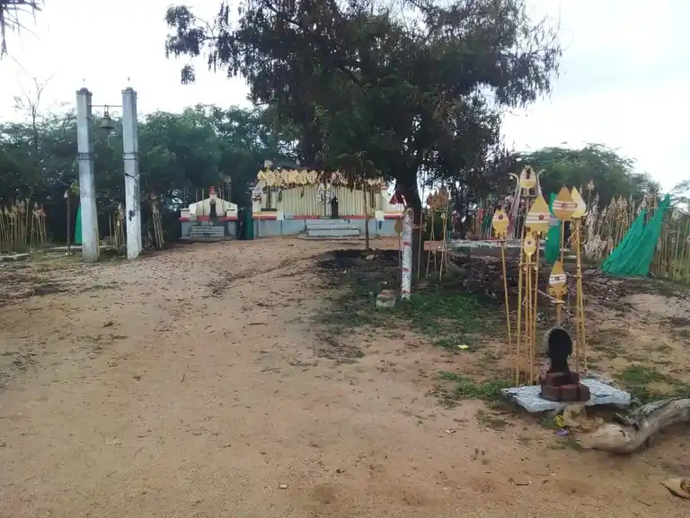 Arulmigu Karuppar Temple, Usilampatti - 622002 அருள்மிகு கருப்பர் திருக்கோயில், Usilampatti - 622002, Pudukkottai - Ancient Temple Architecture and History Image 3