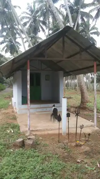 Arulmigu Karupparayan Temple, Avalappampatti - 642132 அருள்மிகு கருப்பராயன் திருக்கோயில், Avalappampatti - 642132, Coimbatore - Ancient Temple Architecture and History Image 3