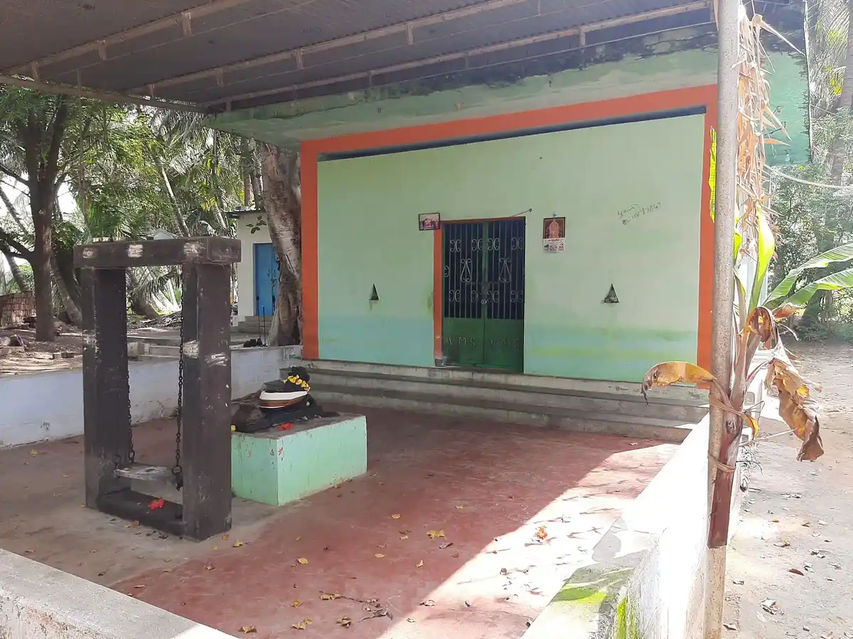 Arulmigu Karupparayan Temple, Neelambor - 641062 அருள்மிகு கருப்பராயன் திருக்கோயில், Neelambor - 641062, Coimbatore - Ancient Temple Architecture and History Image 2