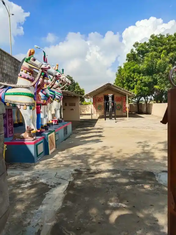 Arulmigu Karupparayan Temple, Selambarayanpalayam - 641402 அருள்மிகுகருப்புராயன் திருக்கோயில், Selambarayanpalayam - 641402, Coimbatore - Ancient Temple Architecture and History Image 2