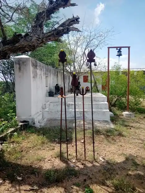 Arulmigu Karupparayanthottiamman Temple, Sarkarperiyapalayam - 638812 அருள்மிகு கருப்பராயன், தொட்டியம்மன் திருக்கோயில், Sarkarperiyapalayam - 638812, Tiruppur - Ancient Temple Architecture and History Image 5