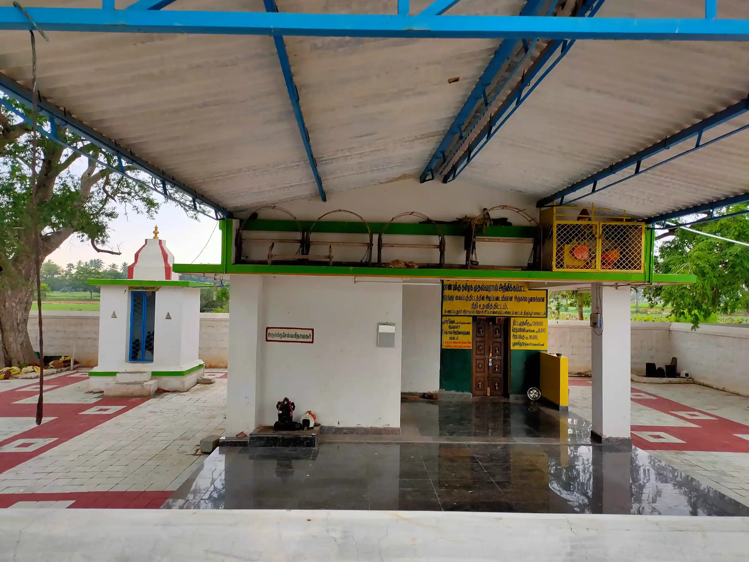 Arulmigu Karupparayar Temple, Nochipalayam, Karaipudur - 641605 அருள்மிகு கருப்பராயர் திருக்கோயில், Nochipalayam, Karaipudur - 641605, Tiruppur - Ancient Temple Architecture and History Image 2