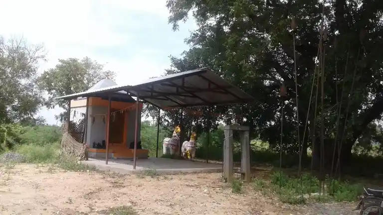 Arulmigu Karupparayasamy Temple, Kanangulam, Ayyampalayam - 641654 அருள்மிகு கருப்பராயசுவாமி திருக்கோயில், Kanangulam, Ayyampalayam - 641654, Tiruppur - Ancient Temple Architecture and History Image 6