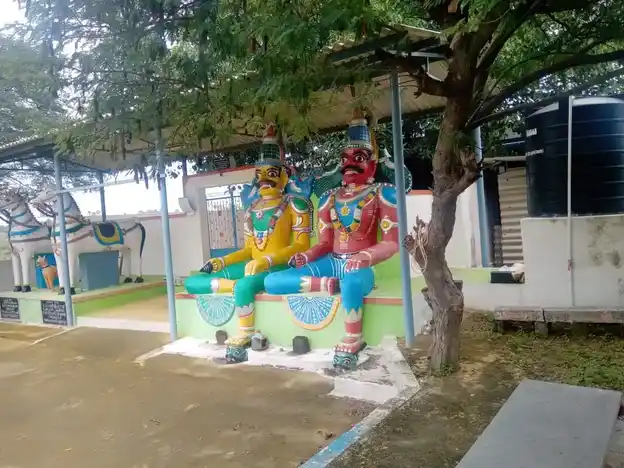 Arulmigu Karupparayasamy Temple, Sillankattur, Naduppatti - 638056 அருள்மிகு கருப்பராயசாமி திருக்கோயில், Sillankattur, Naduppatti - 638056, Tiruppur - Ancient Temple Architecture and History Image 3