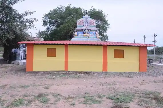 Arulmigu Karupparayaswamy Temple, Ganapathipalayam - 642126 அருள்மிகு கருப்பராயசுவாமி திருக்கோயில், Ganapathipalayam - 642126, Tiruppur - Ancient Temple Architecture and History Image 3