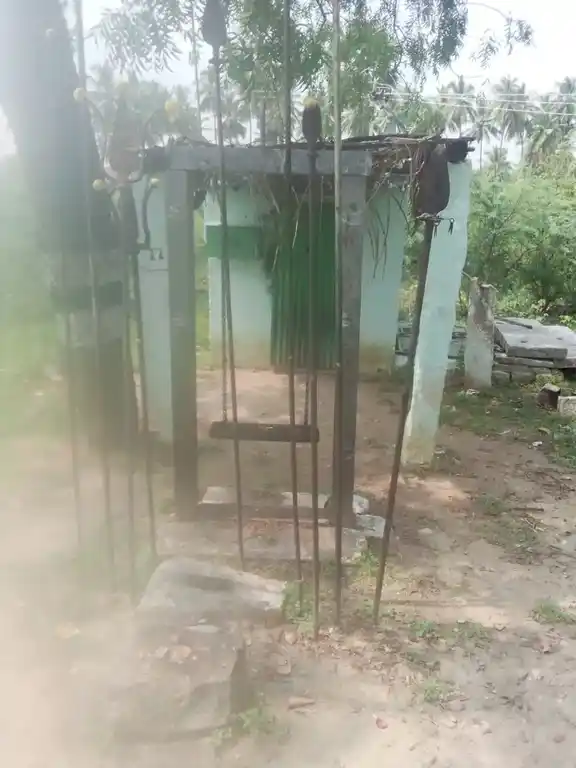 Arulmigu Karupparayaswamy Temple, Nochikuttai - 638459 அருள்மிகு கருப்பராய சுவாமி திருக்கோயில், Nochikuttai - 638459, Erode - Ancient Temple Architecture and History Image 3