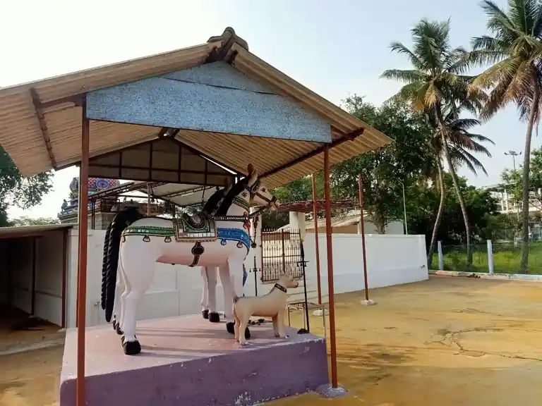 Arulmigu Karupparayaswamy Temple, Pazhamgarai - 641654 அருள்மிகு கருப்பராயன் சுவாமி திருக்கோயில், Pazhamgarai - 641654, Tiruppur - Ancient Temple Architecture and History Image 5