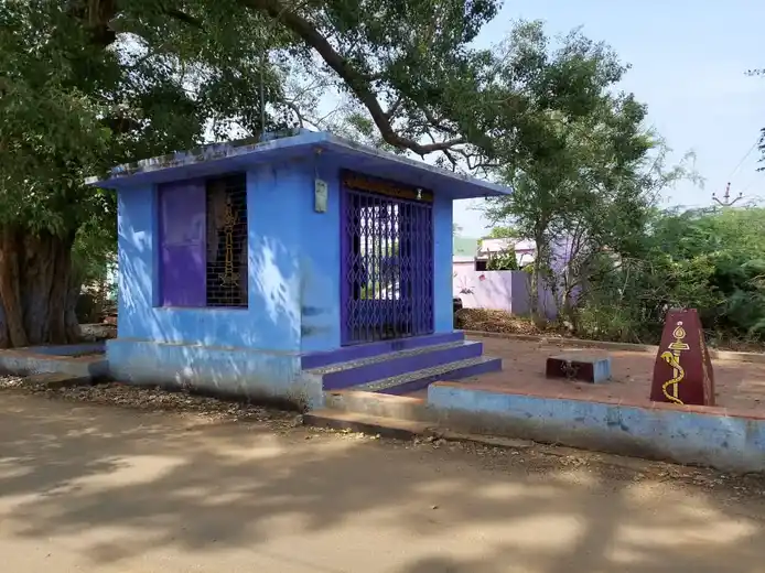 Arulmigu Karuppasamy Temple, -, Kalloorani - 627806 அருள்மிகு கருப்பசாமி திருக்கோயில், -, Kalloorani - 627806, Tenkasi - Ancient Temple Architecture and History Image 4