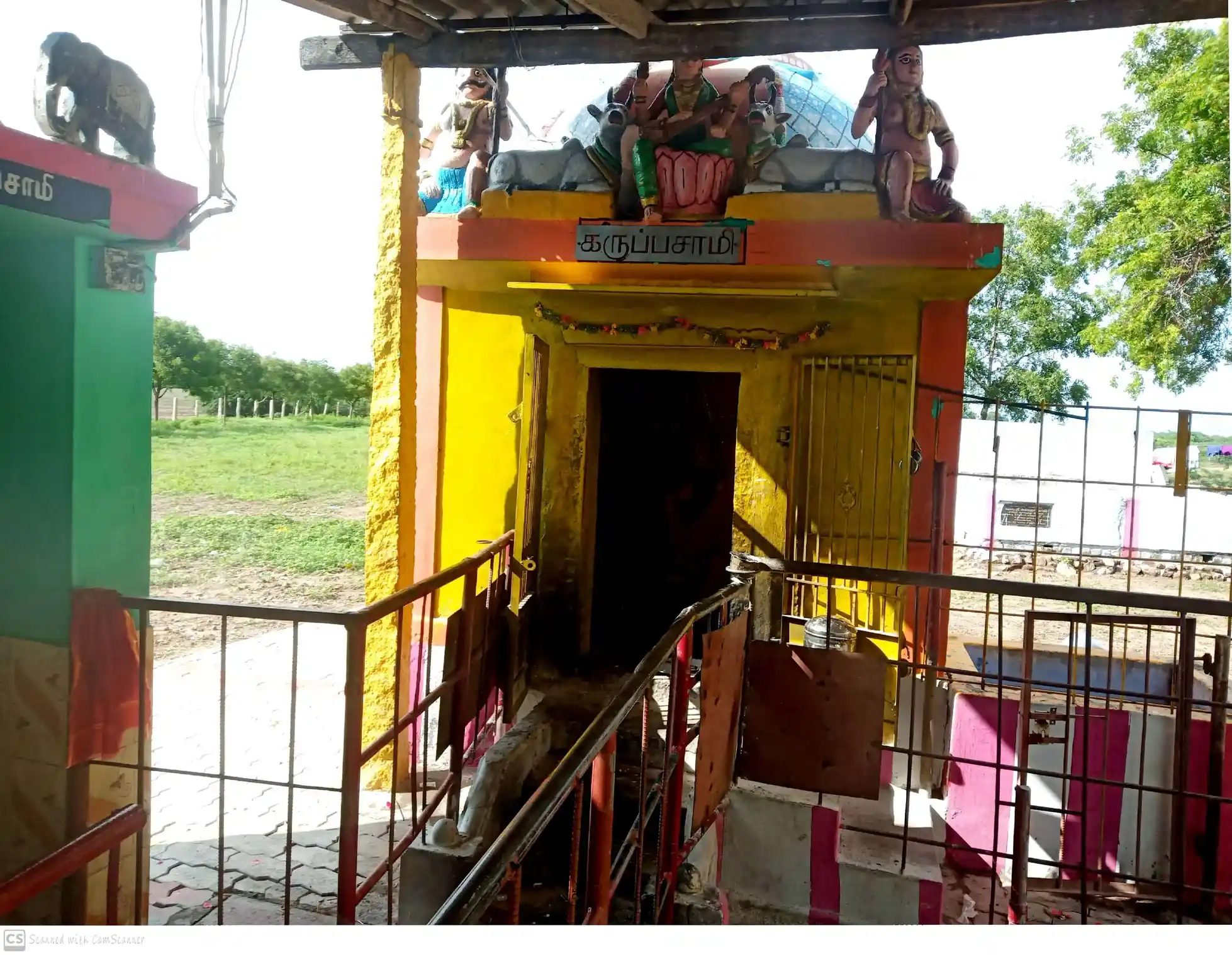 Arulmigu Karuppasamy Temple, Nagalapuram - 628907 அருள்மிகு கருப்பசாமி திருக்கோயில், Nagalapuram - 628907, Thoothukudi - Ancient Temple Architecture and History Image 2