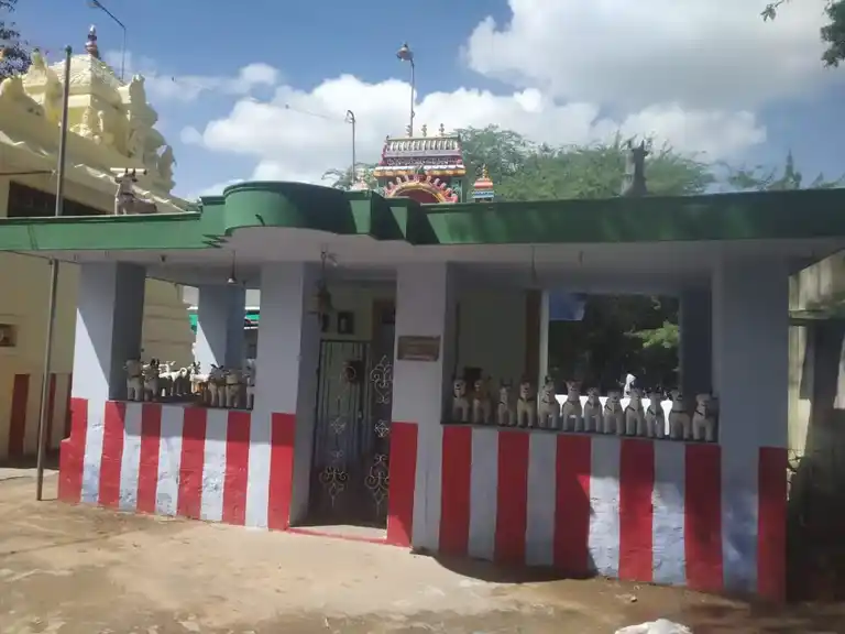 Arulmigu Karuppasamy Temple, Sedapatti - 625527 கருப்பசாமி திருக்கோயில், Sedapatti - 625527, Madurai - Ancient Temple Architecture and History Image 4