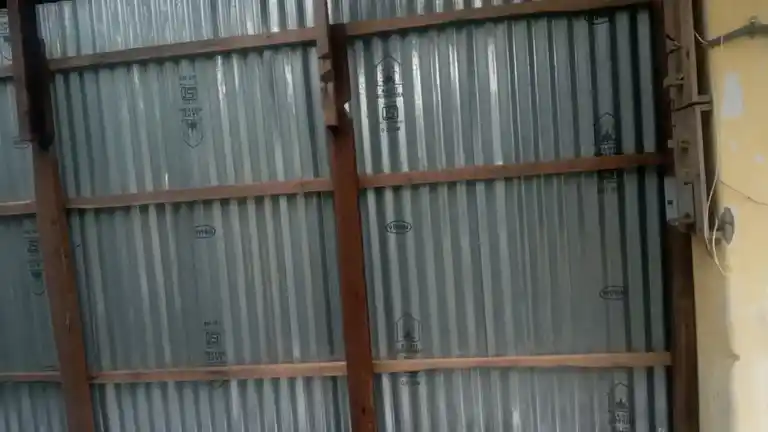 Arulmigu Karuppayiamman Temple, Athavathur - 620102 அருள்மிகு கருப்பாயியம்மன் திருக்கோயில், அதவத்தூர் கிழக்கு, அதவத்தூர். - 620102, Thiruchirappalli - Ancient Temple Architecture and History Image 2