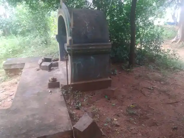 Arulmigu Karuppusamy And Kannimar Temple, Mealur - 621310 Arulmigu Karuppusamy and Kannimar Temple, Mealur - 621310, Thiruchirappalli - Ancient Temple Architecture and History Image 5