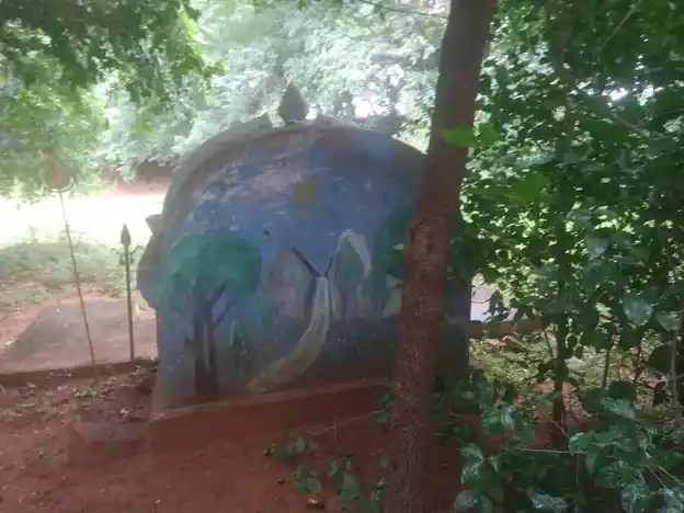 Arulmigu Karuppusamy And Kannimar Temple, Mealur - 621310 Arulmigu Karuppusamy and Kannimar Temple, Mealur - 621310, Thiruchirappalli - Ancient Temple Architecture and History Image 7