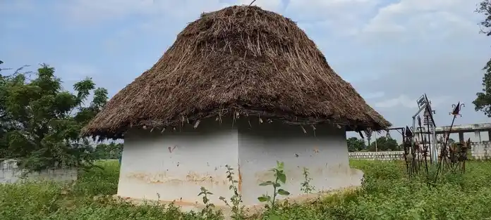 Arulmigu Karuppusamy Temple, Thondamanginam - 621313 அருள்மிகு கருப்புசாமி திருக்கோயில், Thondamanginam - 621313, Karur - Ancient Temple Architecture and History Image 2