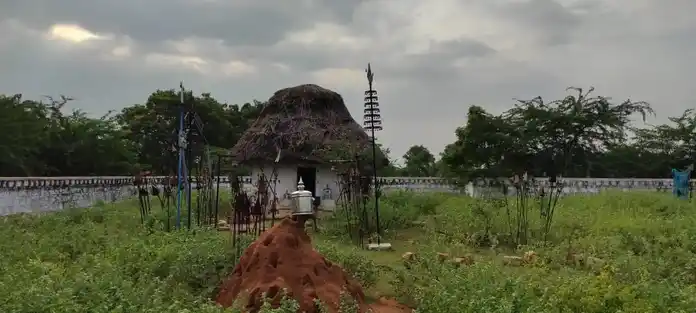 Arulmigu Karuppusamy Temple, Thondamanginam - 621313 அருள்மிகு கருப்புசாமி திருக்கோயில், Thondamanginam - 621313, Karur - Ancient Temple Architecture and History Image 3
