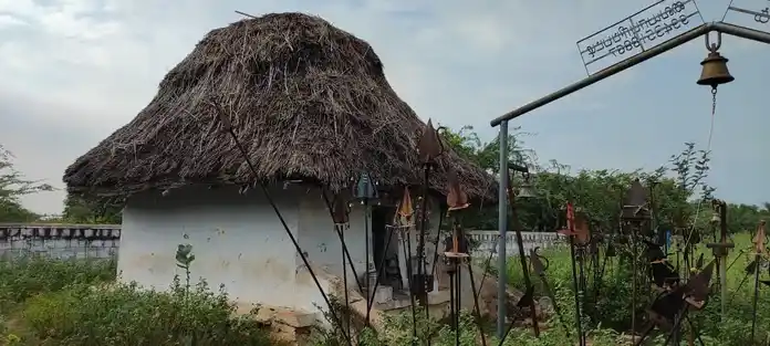 Arulmigu Karuppusamy Temple, Thondamanginam - 621313 அருள்மிகு கருப்புசாமி திருக்கோயில், Thondamanginam - 621313, Karur - Ancient Temple Architecture and History Image 4