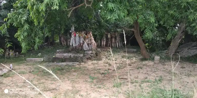 Arulmigu Karuppuswamy Temple, Puthakudi - 621305 Arulmigu Karuppuswamy Temple, Puthakudi - 621305, Thiruchirappalli - Ancient Temple Architecture and History Image 2