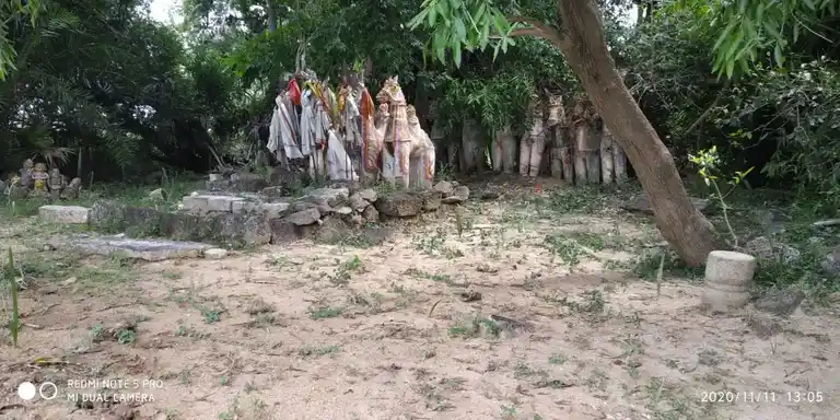 Arulmigu Karuppuswamy Temple, Puthakudi - 621305 Arulmigu Karuppuswamy Temple, Puthakudi - 621305, Thiruchirappalli - Ancient Temple Architecture and History Image 4