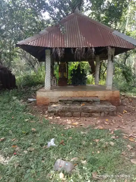 Arulmigu Karupudai Ayyanaar Temple, Mulaiyur - 624401