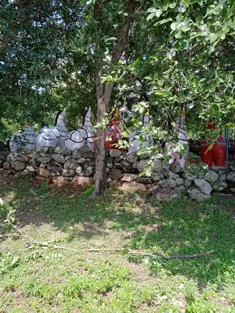 Arulmigu Karupurayasamy Temple, Mugasisemsampatti, Vadavalli - 641653 அருள்மிகு கருப்பராயசுவாமி திருக்கோயில், Mugasisemsampatti, Annur - 641653, Coimbatore - Ancient Temple Architecture and History Image 6