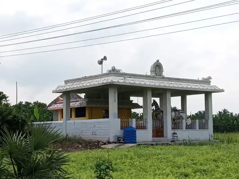 Arulmigu Karupurayasamy Temple, Utthupalayam - 641653 அருள்மிகு கருப்பராயன் திருக்கோயில், Utthupalayam - 641653, Coimbatore - Ancient Temple Architecture and History Image 2