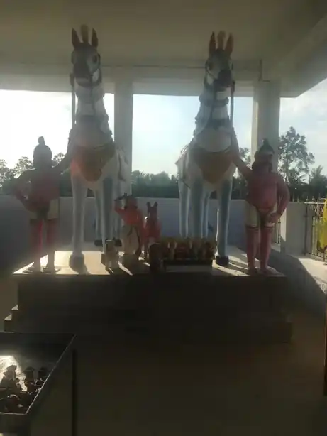 Arulmigu Karupurayasamy Temple, Utthupalayam - 641653 அருள்மிகு கருப்பராயன் திருக்கோயில், Utthupalayam - 641653, Coimbatore - Ancient Temple Architecture and History Image 4